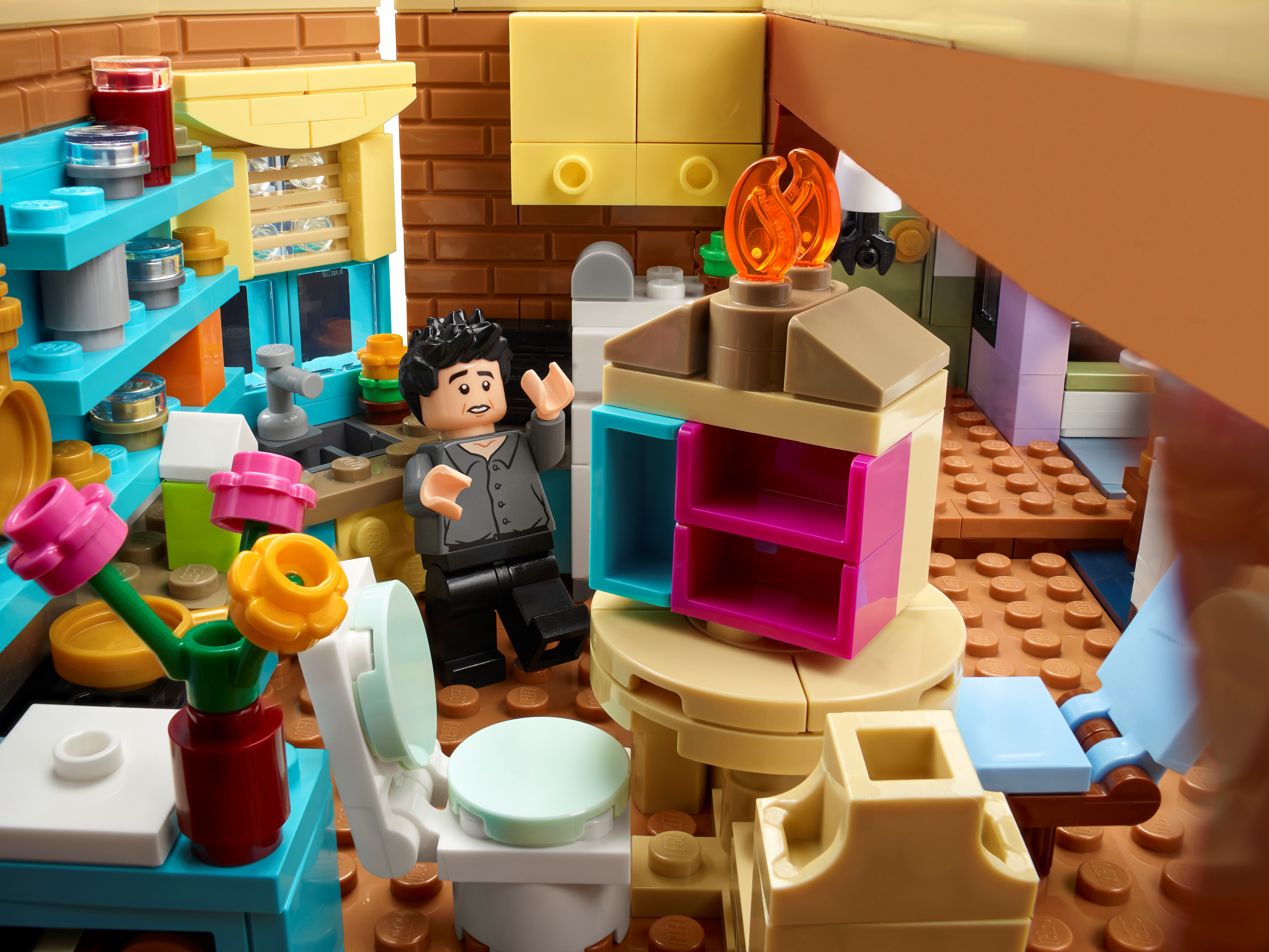 Les appartements de Friends 10292 | LEGO® Icons | Boutique LEGO® officielle  CH