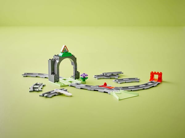 Train Tunnel and Tracks Expansion Set - Image 11