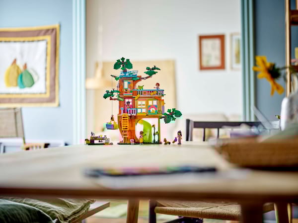 Friendship Tree House Hangout - Image 14