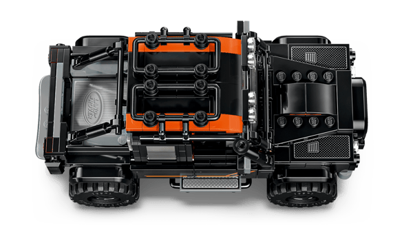 LEGO 77264 La Jaguar Project 7 et le Land Rover Defender — visuel 7 sur 8