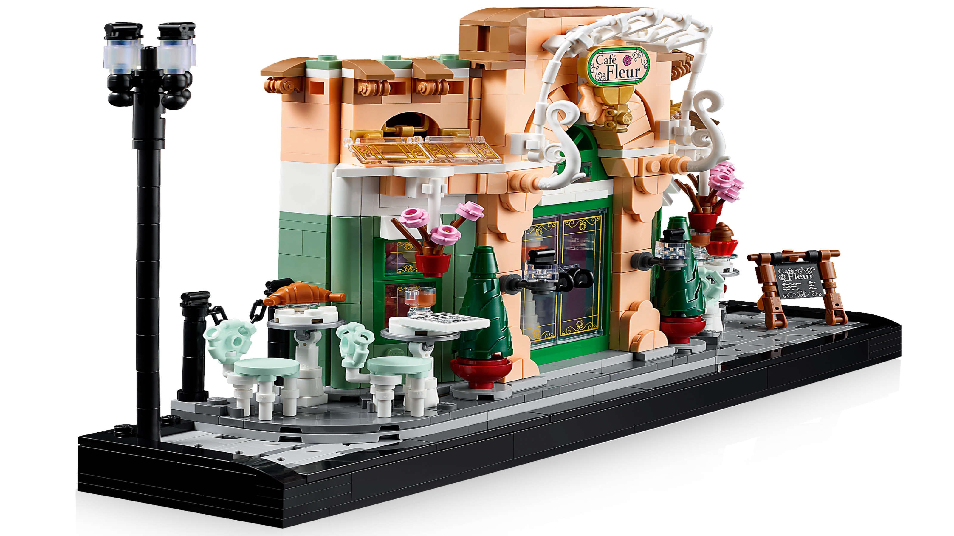 French Café 10362 | LEGO® Icons | Buy online at the Official LEGO® Shop US