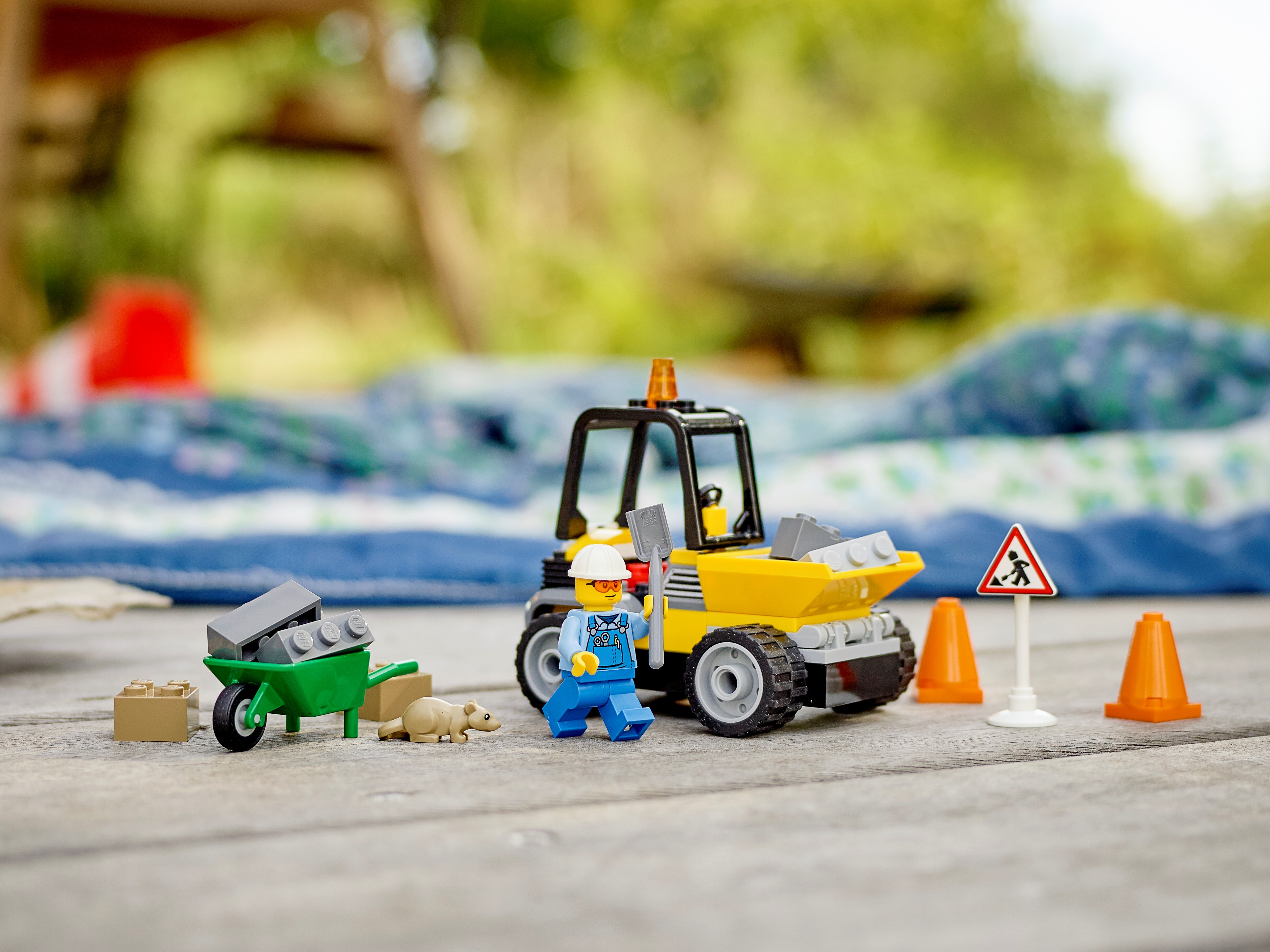 Truck | | Official online at US the City Roadwork 60284 Buy Shop LEGO®