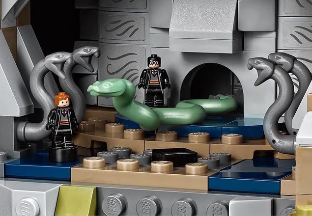 Hogwarts™ Castle 71043 | Harry at the Official LEGO® Shop US