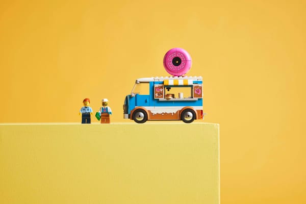 Donut Truck - Image 11