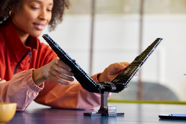 Kylo Ren's Command Shuttle - Image 8