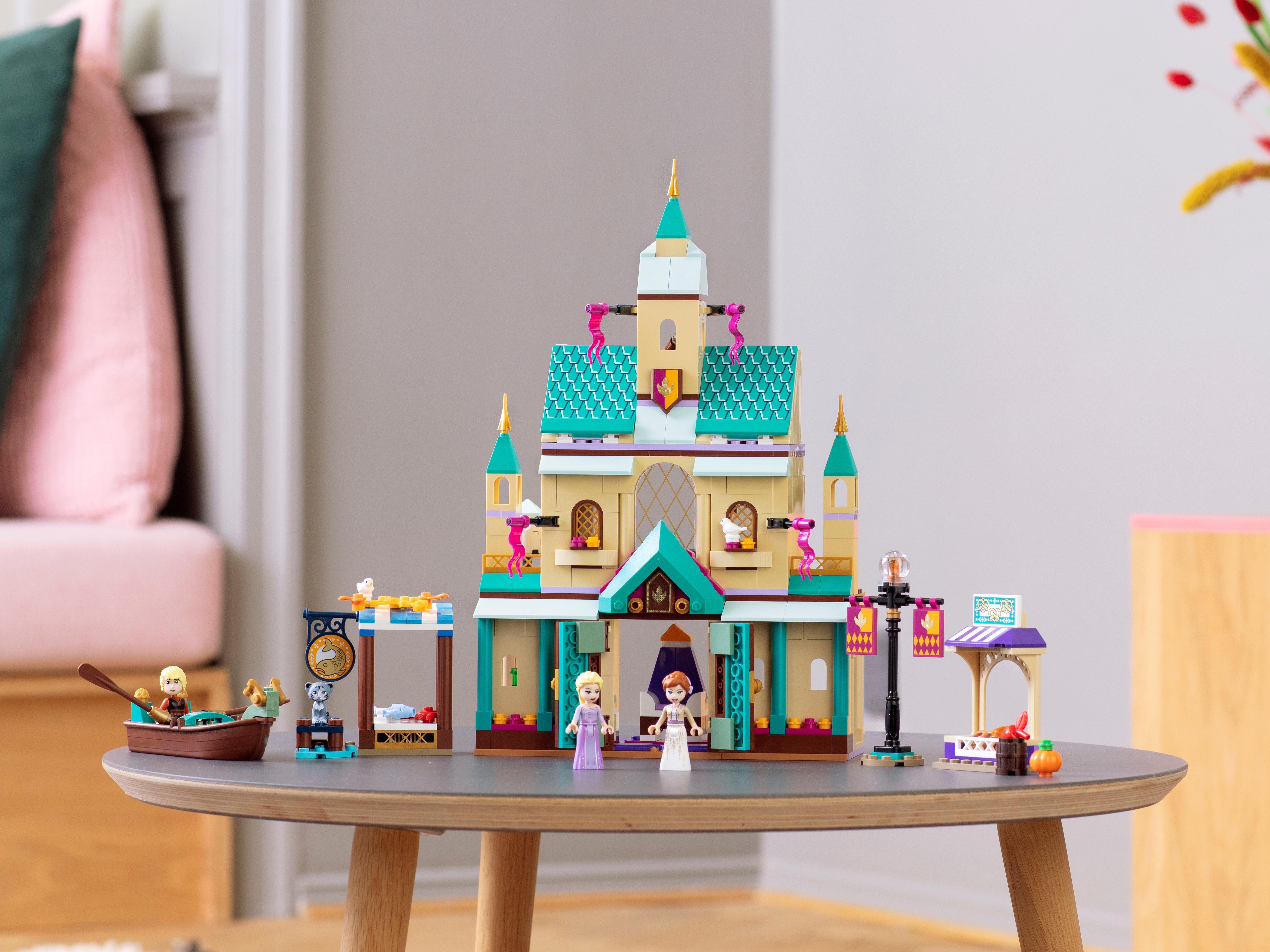 NO BOX NEW LEGO Disney Frozen II 41167 Arendelle Castle Village