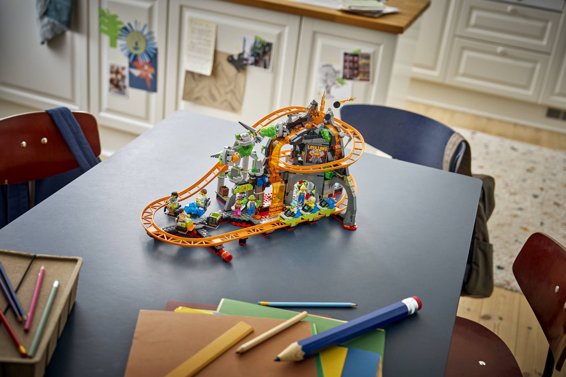 Lava Land Roller Coaster Park 60501 | City | Buy online at the