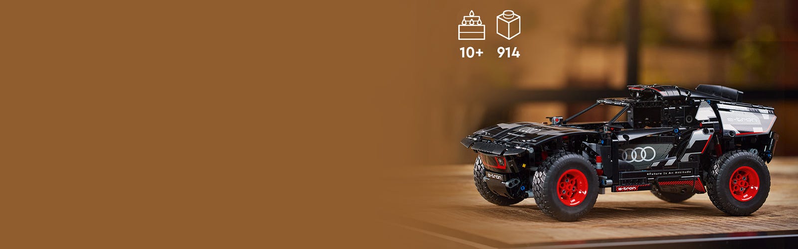 LEGO Audi RS Q e-tron - 42160