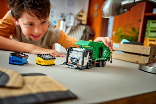 LEGO 60495 Le camion de recyclage — visuel 5 sur 8