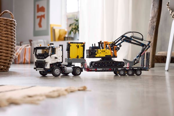 Volvo FMX Truck & EC230 Electric Excavator - Image 14