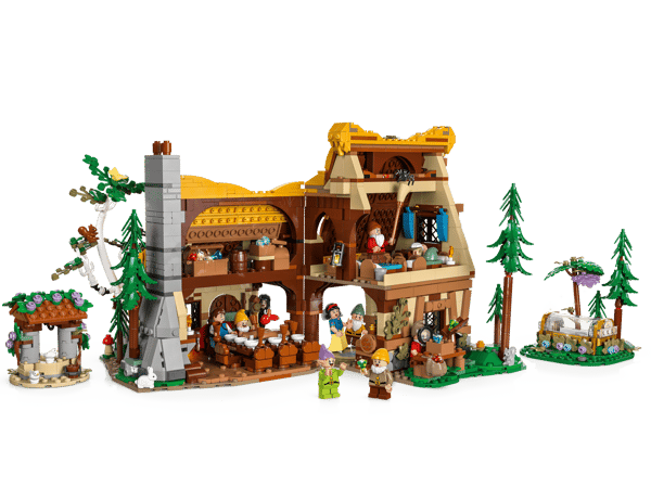 Snow White and the Seven Dwarfs' Cottage - Image 5