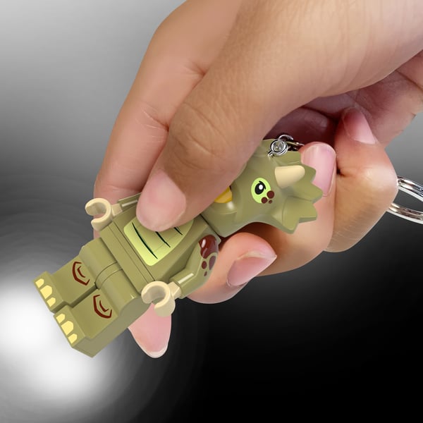 LEGO 5009481 Porte-clés lumineux Le fan en costume de tricératops — visuel 8 sur 8