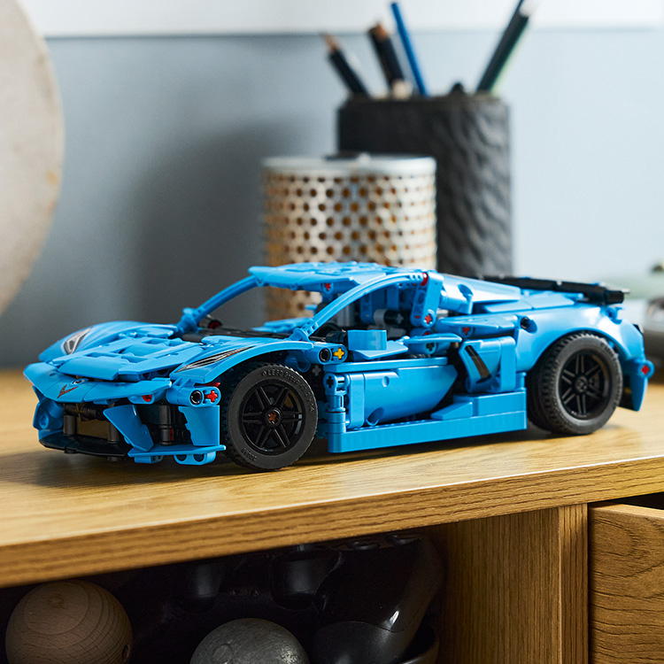 Chevrolet Corvette Stingray Blue 42217 | Technic™ | Buy online at