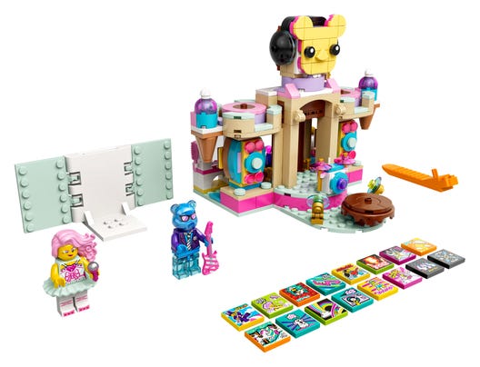LEGO 43111 - Candy Castle Stage