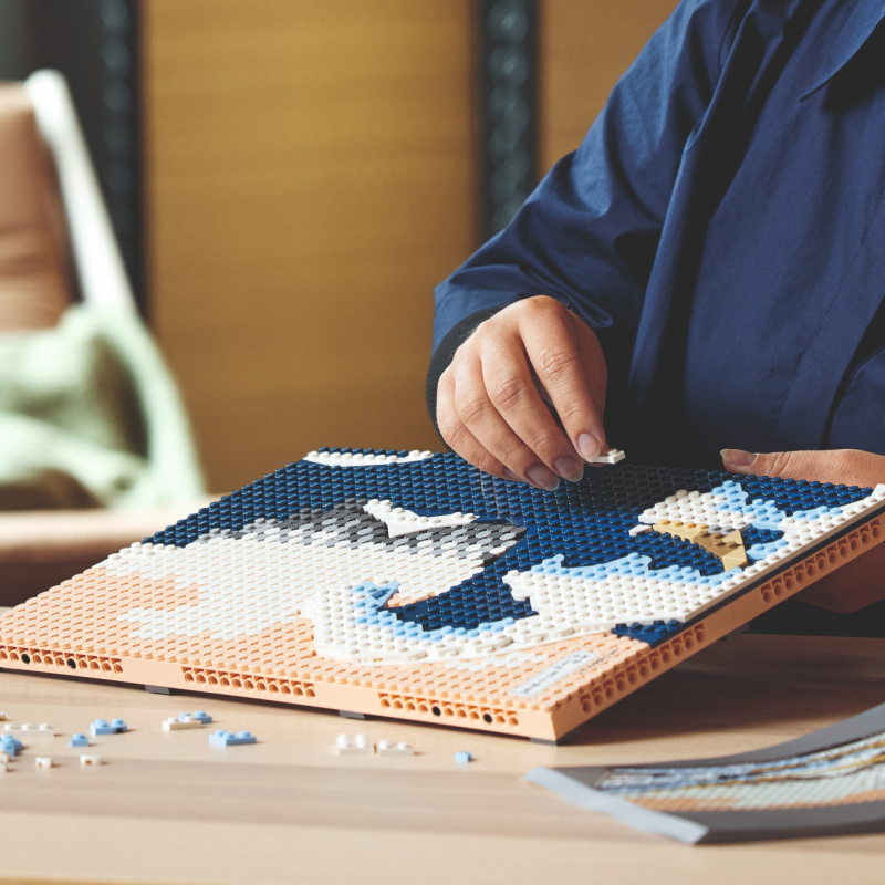 Un artiste japonais a recréé La Vague d'Hokusai en 3D avec 50 000 LEGO