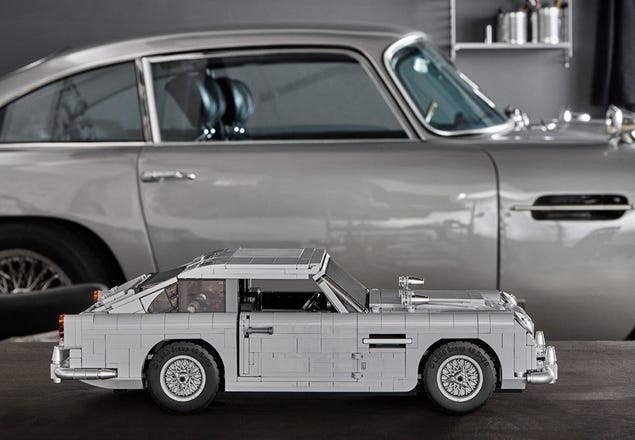kunst kighul svinekød James Bond™ Aston Martin DB5 10262 | Creator Expert | Buy online at the  Official LEGO® Shop DK