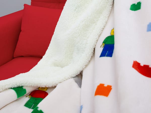 Masterbrand Sherpa Backed Throw - Image 5