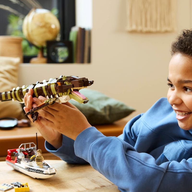 Brick-Built Mosasaurus Boat Mission 76974 | Jurassic World™ | Buy online at the Official LEGO® Shop US