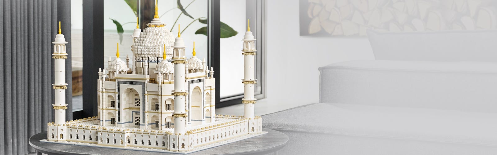 Mahal | Creator Expert | Buy online the Official LEGO® US