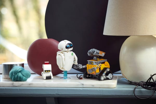 WALL-E and EVE - Image 12