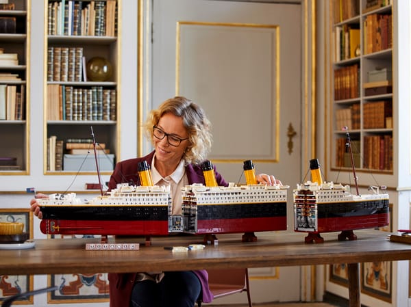 LEGO® Titanic - Image 18