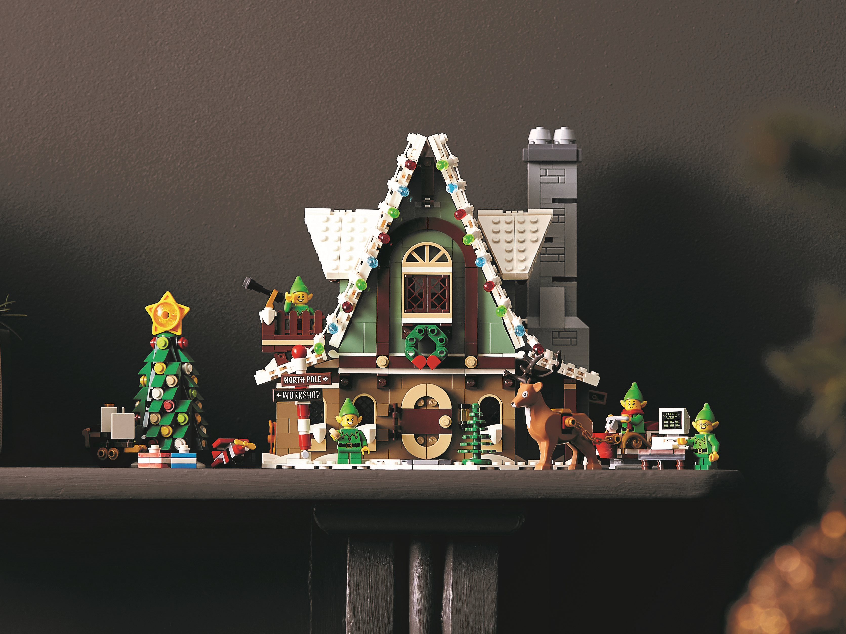Elf Club House 10275 | LEGO® Icons | Buy online at the Official