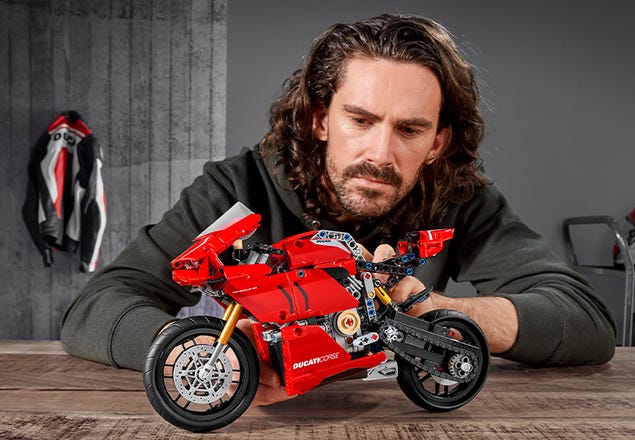 LEGO Technic Ducati Panigale V4 R 42107 - Shoppydeals.fr