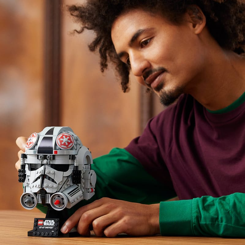 AT-AT Driver™ Helmet 75429 | Star Wars™ | Buy online at the Official LEGO® Shop US
