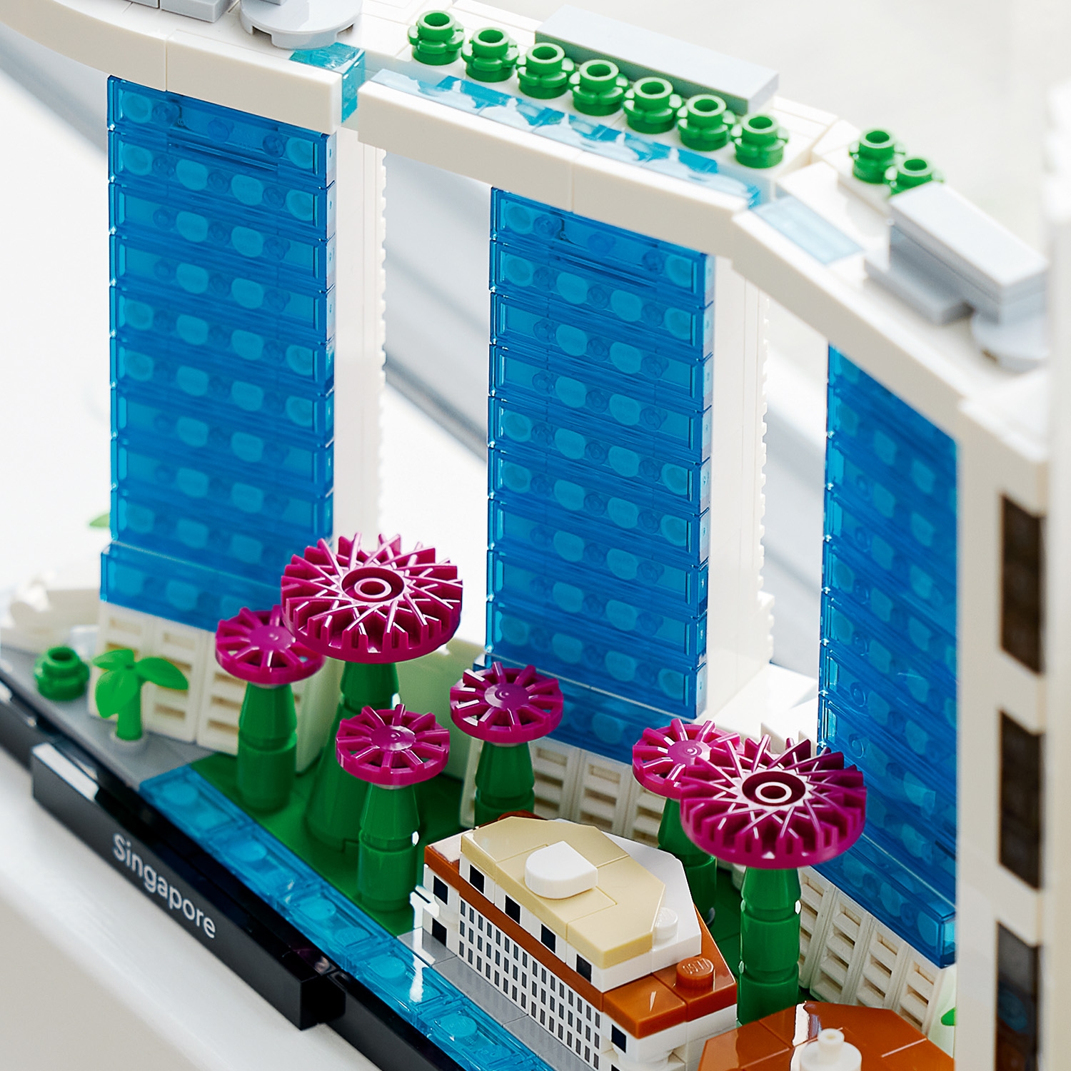 LEGO Architecture 21057 Singapore, Modellismo, Set di Costruzioni per Adulti  della Collezione Skyline, Idea Regalo - LEGO - Architecture - Edifici e  architettura - Giocattoli