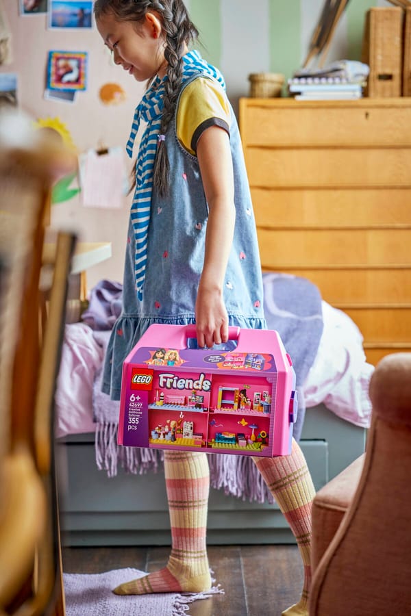 Creative Dollhouse Suitcase - Image 15