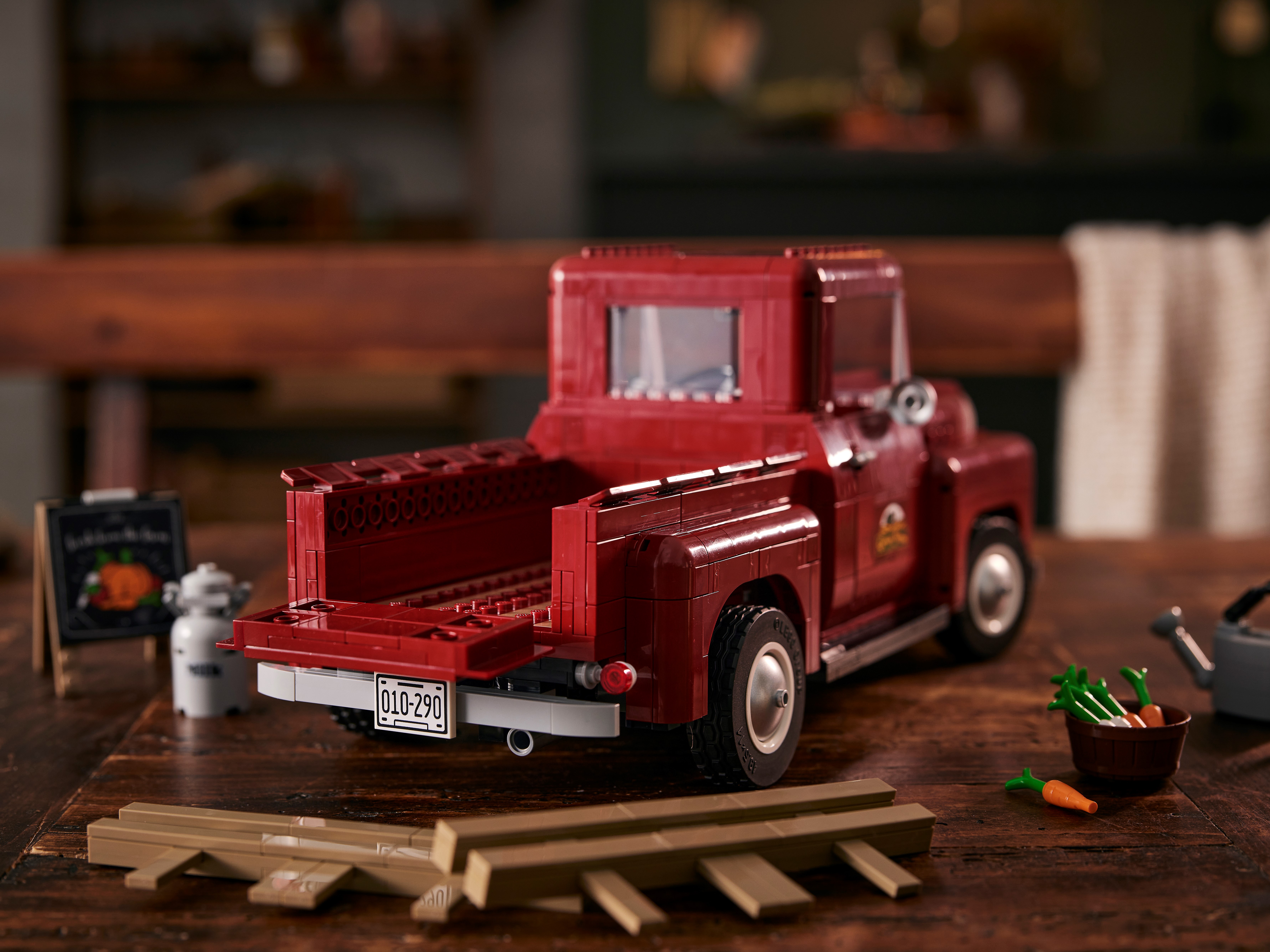 Pickup Truck 10290 | LEGO® Icons | Buy online at Official LEGO® Shop US