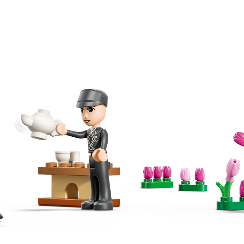 Glinda & Elphaba Visit Munchkinland