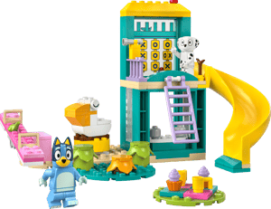 Bluey et Chloe à l’aire de jeux