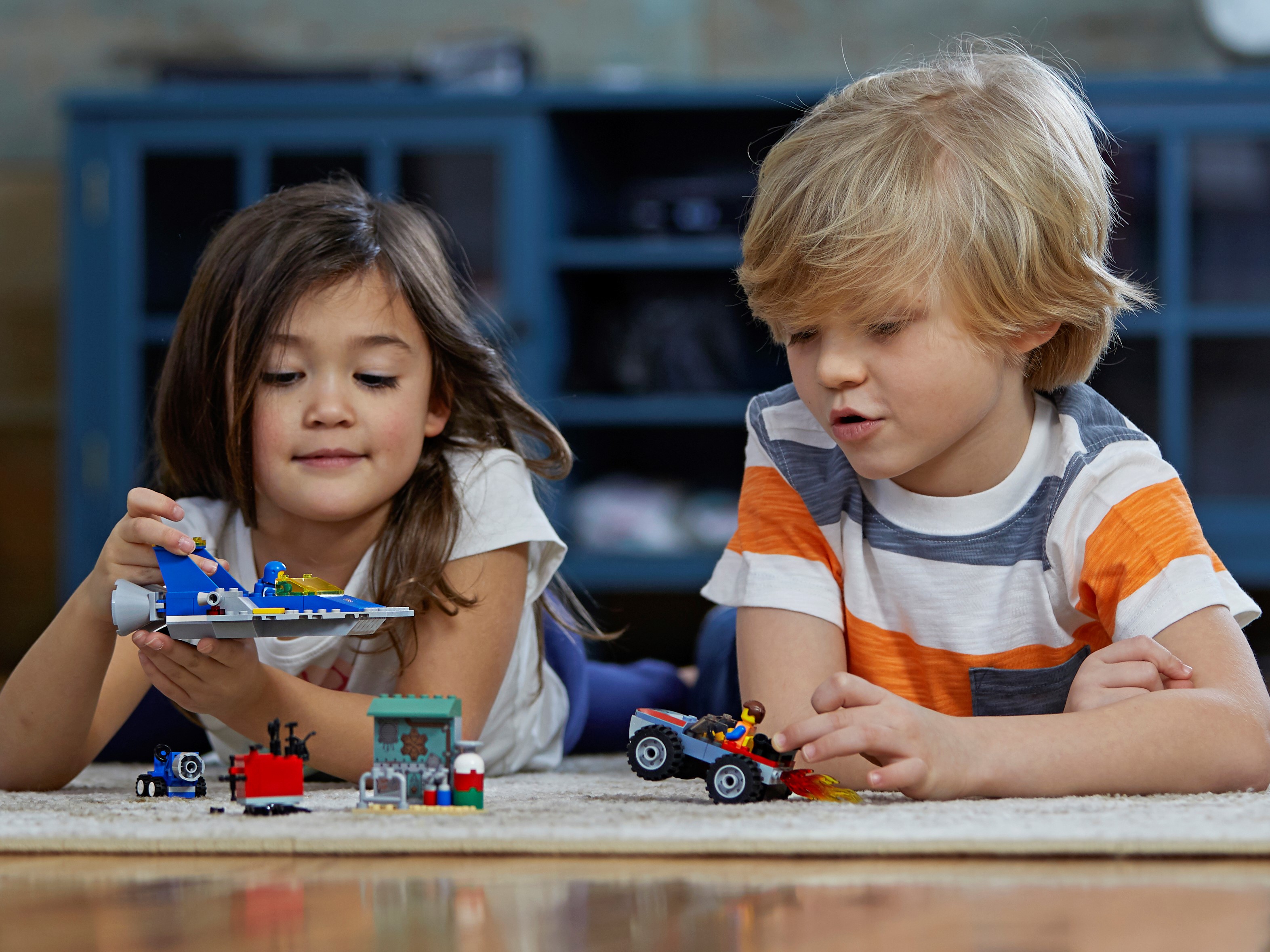 Emmet and Benny's 'Build and Fix' Workshop! 70821 | THE LEGO