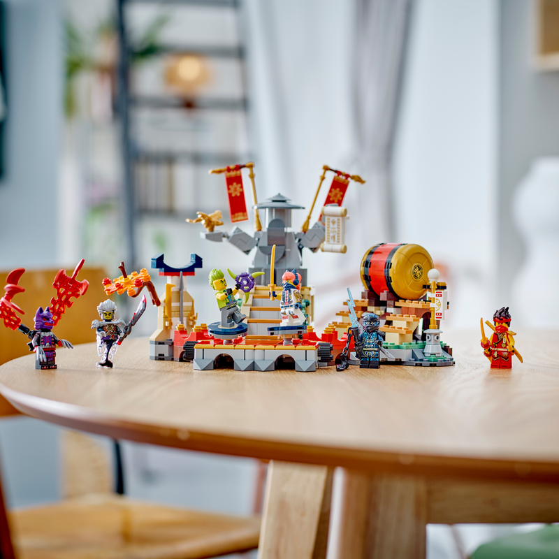 Tournament Battle Arena 71818 | NINJAGO® | Buy online at the Tournament Battle Arena 71818 | NINJAGO® | Buy online at the