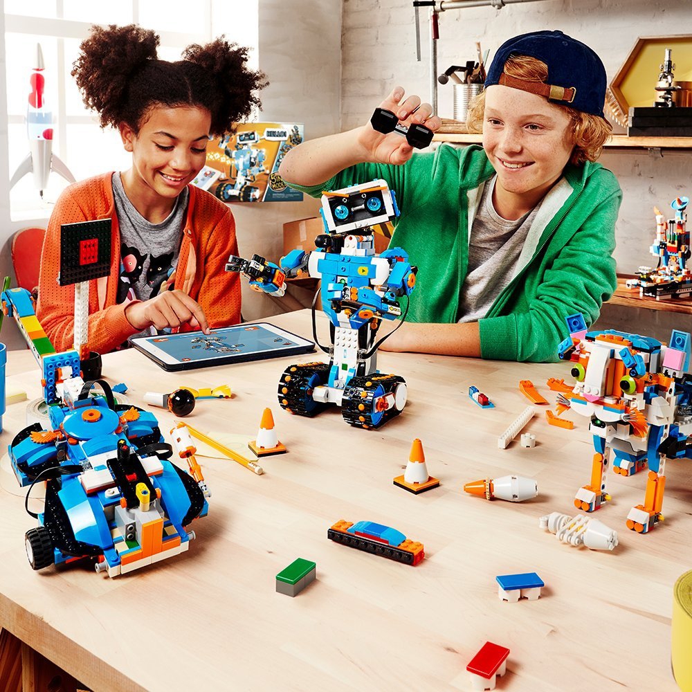 BOOST Creative Toolbox 17101 | BOOST | Buy online at the Official LEGO® Shop