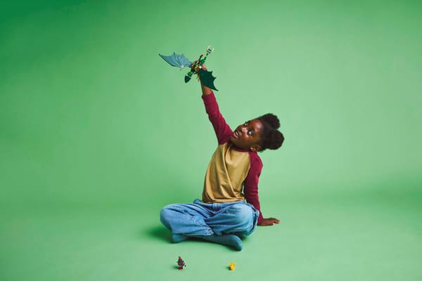 Lloyd's Green Forest Dragon - Image 8