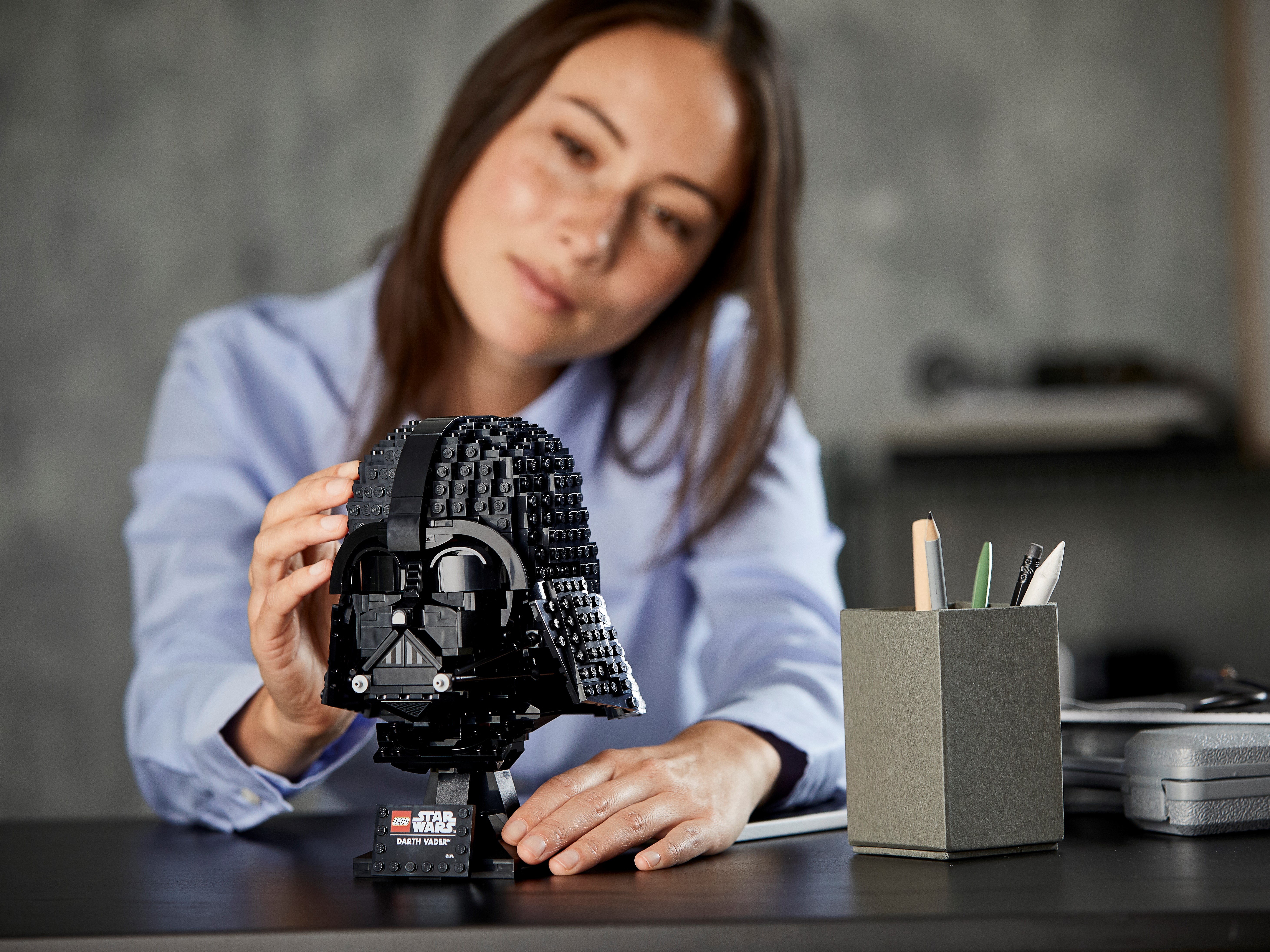 Goneryl Zeeanemoon Gelijk Darth Vader™ Helmet 75304 | Star Wars™ | Buy online at the Official LEGO®  Shop US
