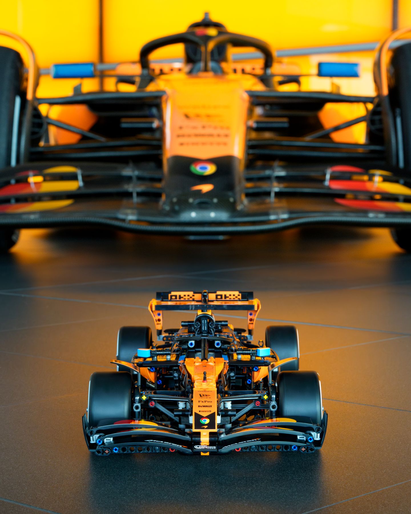 McLaren MCL39 F1® Car 42228 | Technic™ | Buy online at the