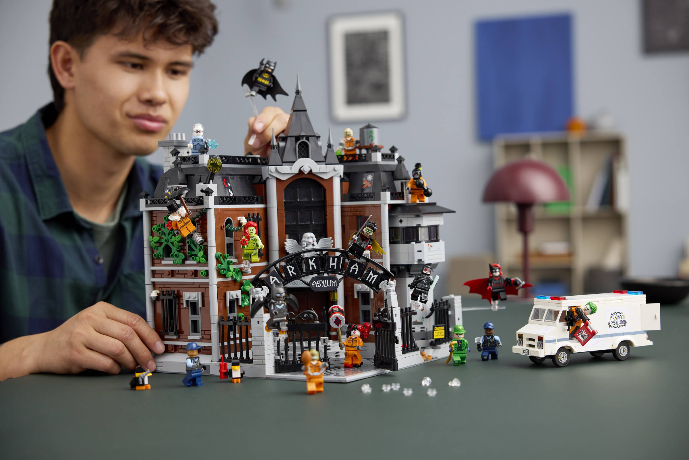 Arkham Asylum™ 76300 | DC | Buy online at the Official LEGO® Shop US