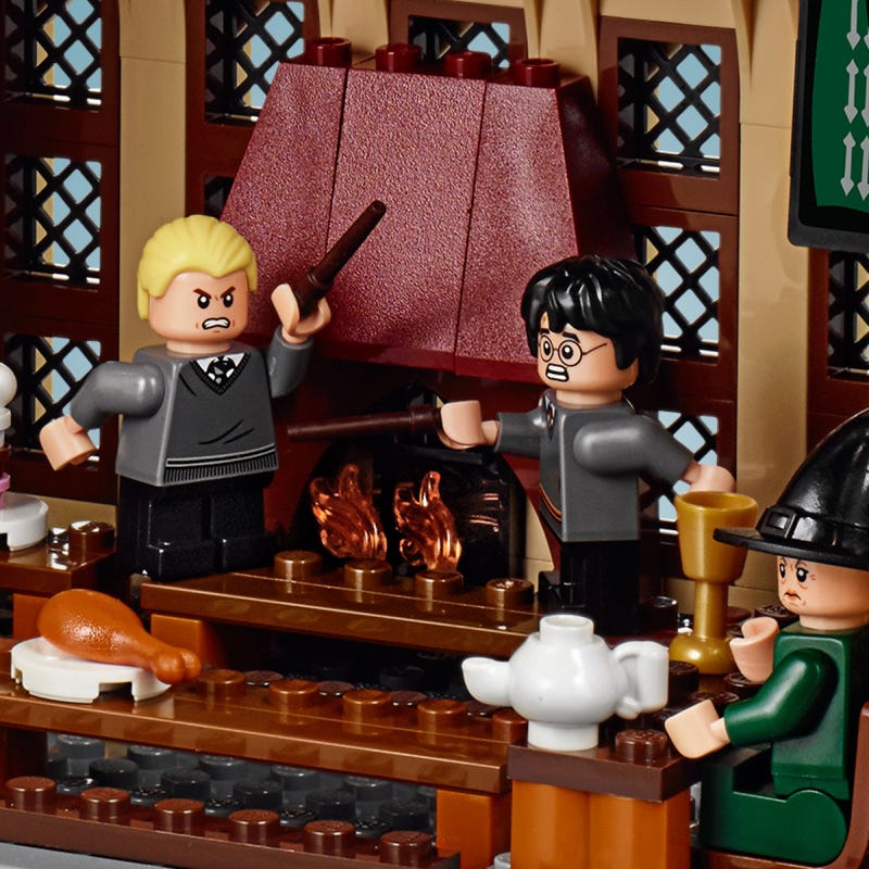 Lego Harry Potter : Poudlard avec Harry, Hermione, Ron, Draco
