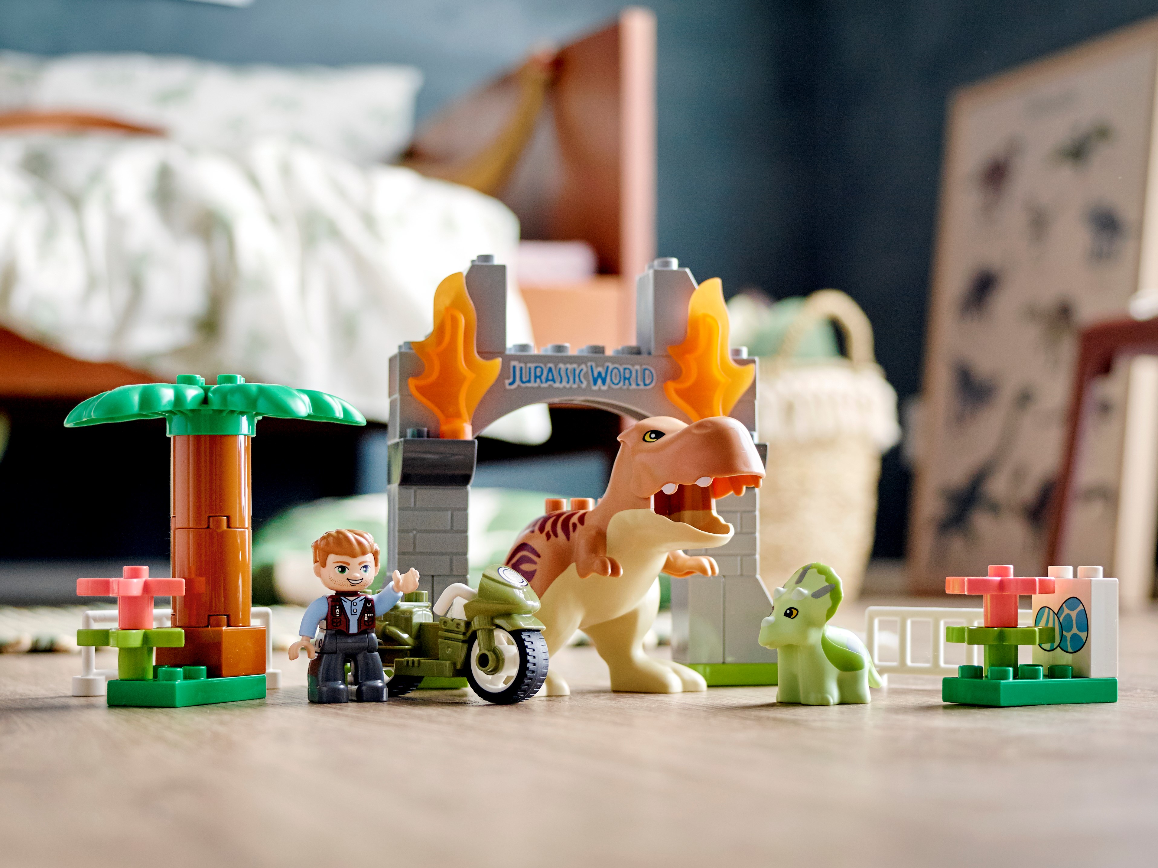 Tyrannosaurus Triceratops & Pterodactyl dinosaur toys Lego Duplo compatible. 