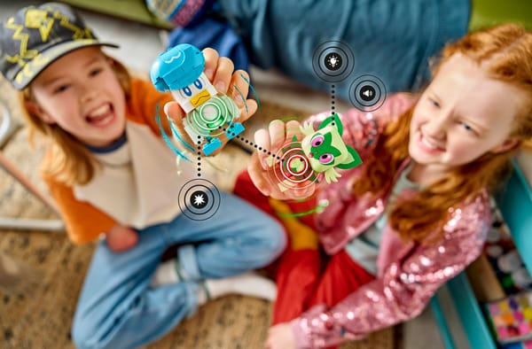 SMART Play™: Sprigatito, Fuecoco and Quaxly Battle - Image 15