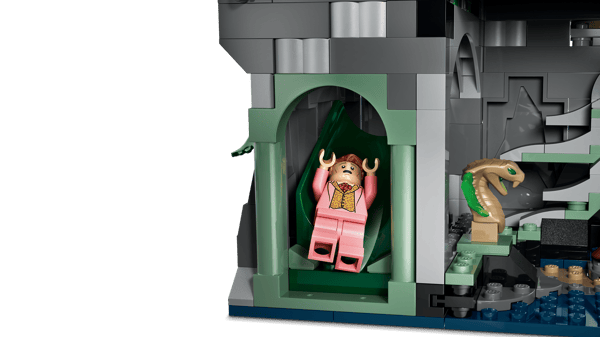 Hogwarts™ Castle: East Wing - Image 8
