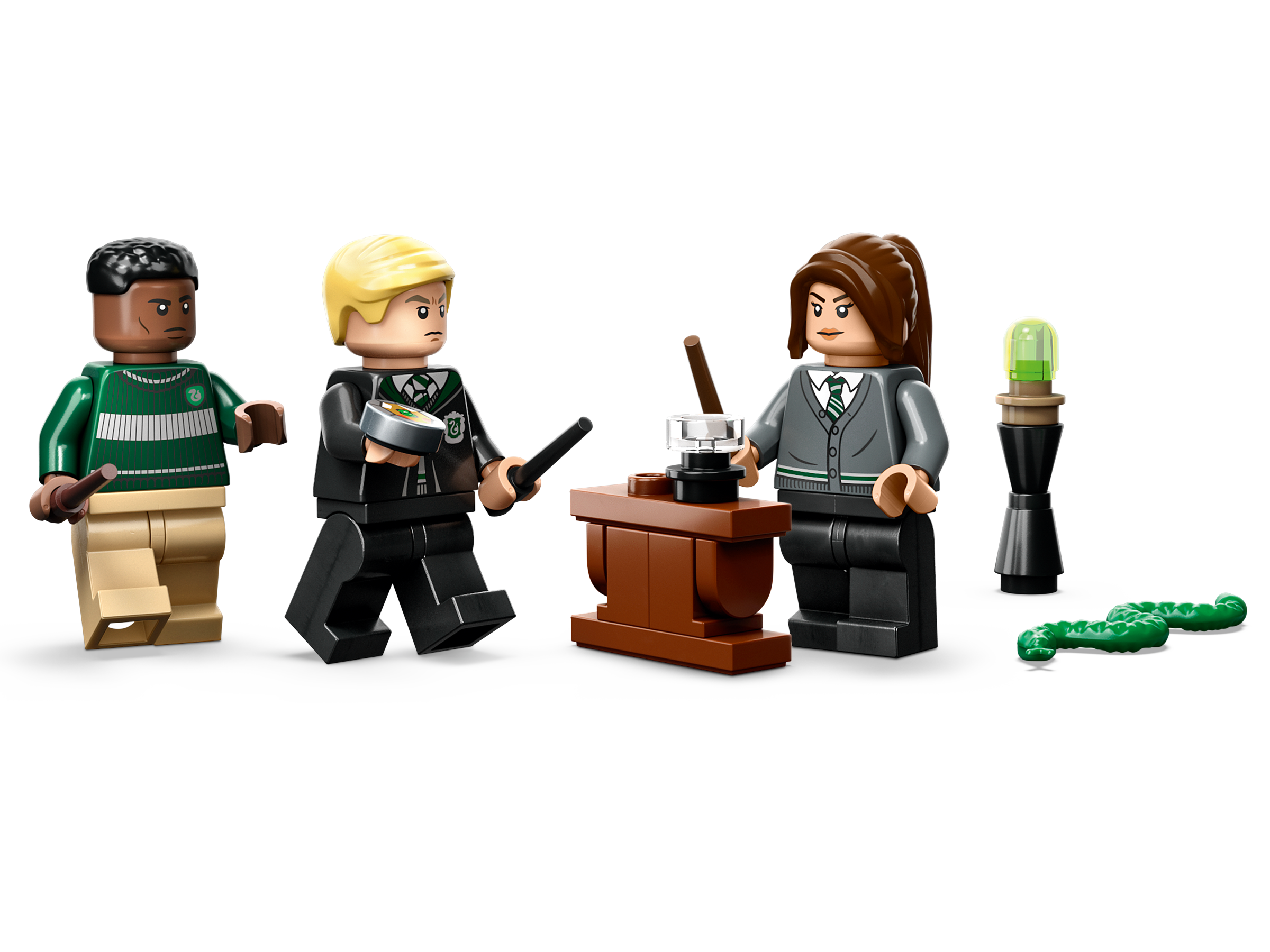 LEGO 76410 Harry Potter Le Blason de la Maison Serpentard: Jouet à  Construire à Poudlard, Décoration Murale, Collectionnez avec Minifigurine  de Draco Malfoy, Rendez Hommage à Votre Maison Préférée : : Jeux