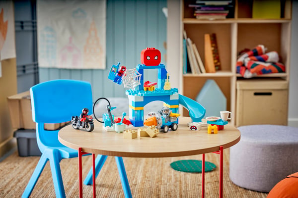 LEGO 10464 Le quartier général de l'équipe Spidey — visuel 8 sur 8