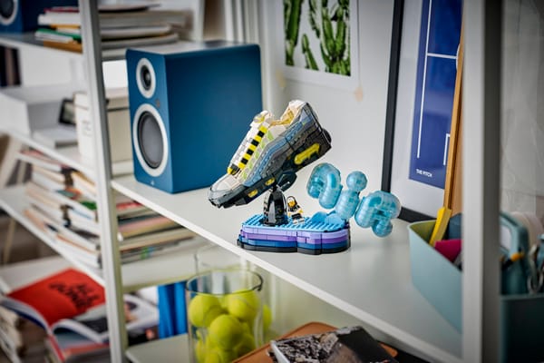 Nike Air Max 95 x LEGO® Set - Image 11
