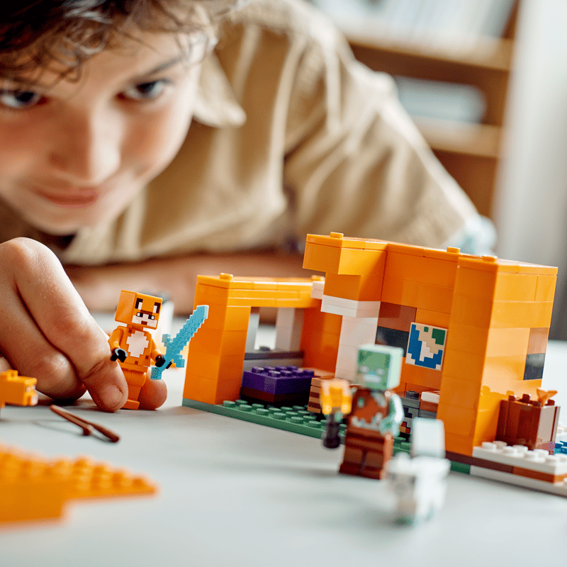 The Fox Lodge 21178 | Minecraft® | Buy online at the Official LEGO The Fox Lodge 21178 | Minecraft® | Buy online at the Official LEGO