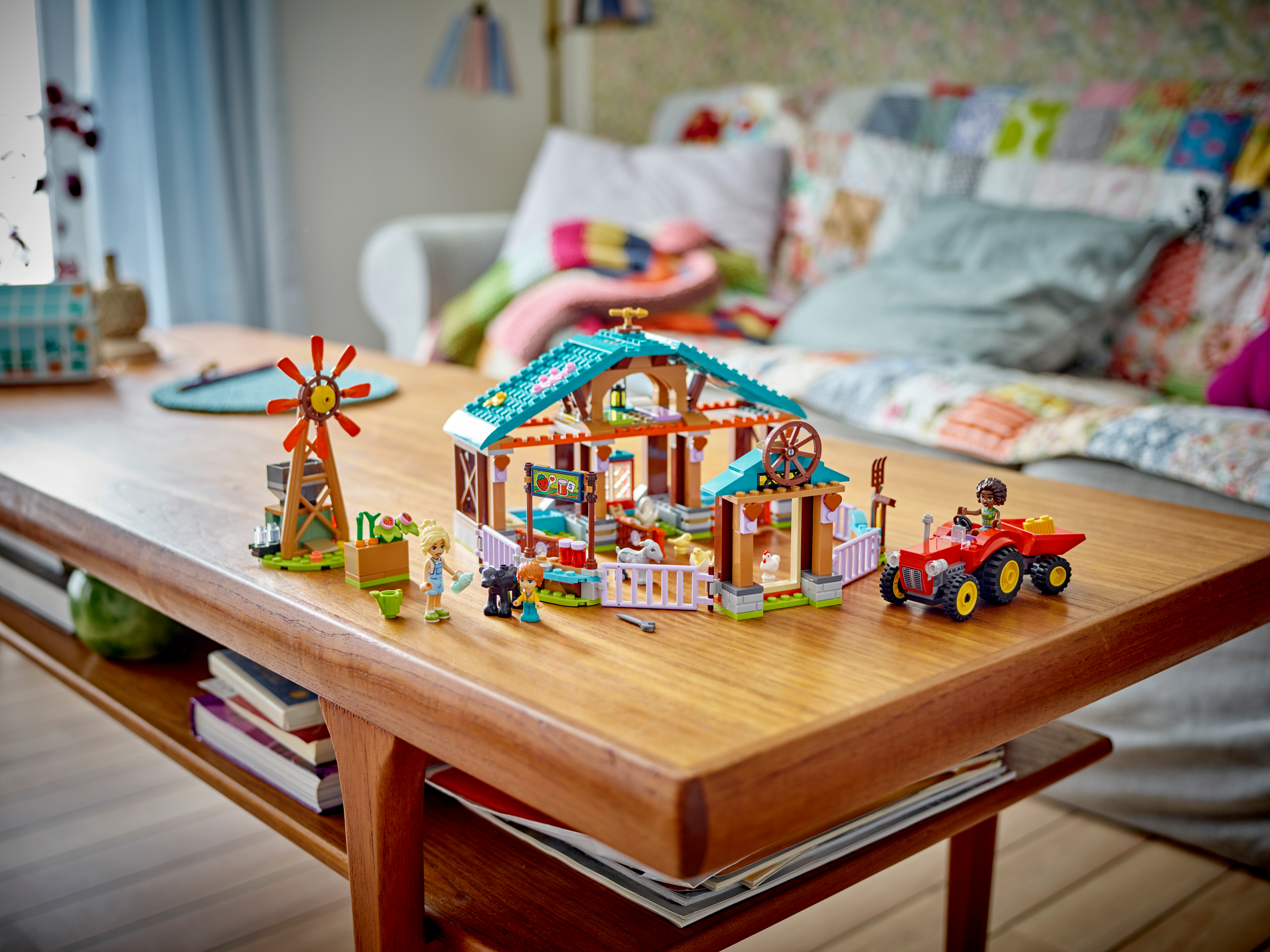 Farm Animal Sanctuary 42617 | Friends | Buy online at the Official