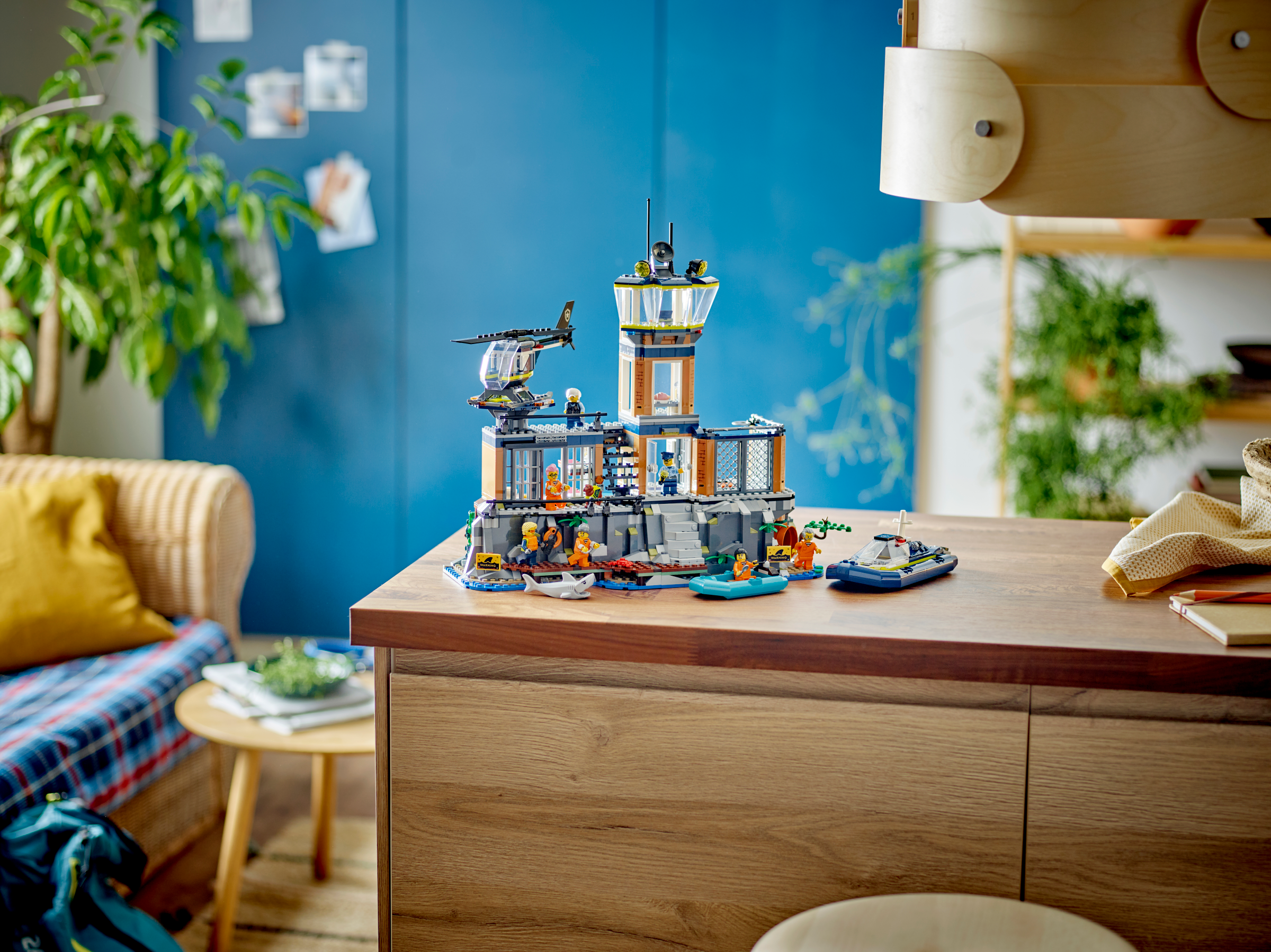 シティポリス＜プリズンアイランド＞ 60419 | シティ |レゴ®ストア公式